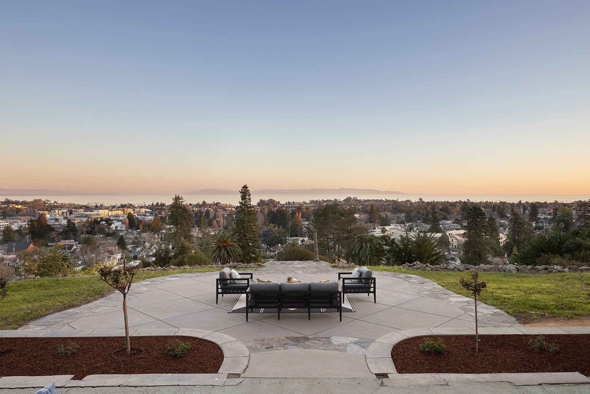 Villa Fair View - 535 Highland Ave