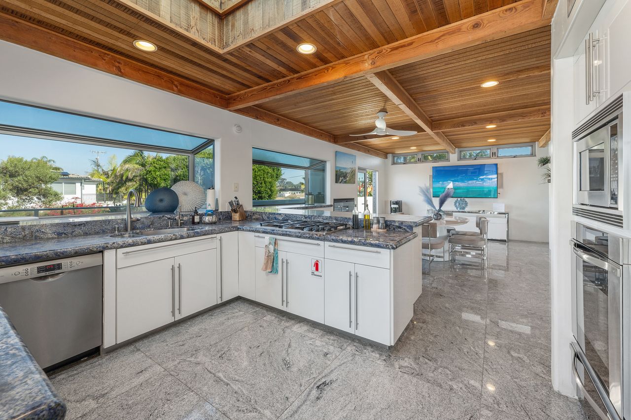 Encinitas Oceanfront Retreat