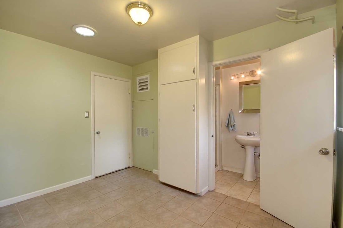 Stunning River Park Home with Levee Access!