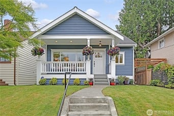 2725 44th Avenue SW