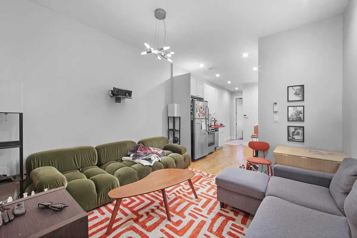 1346 Hancock St 2R