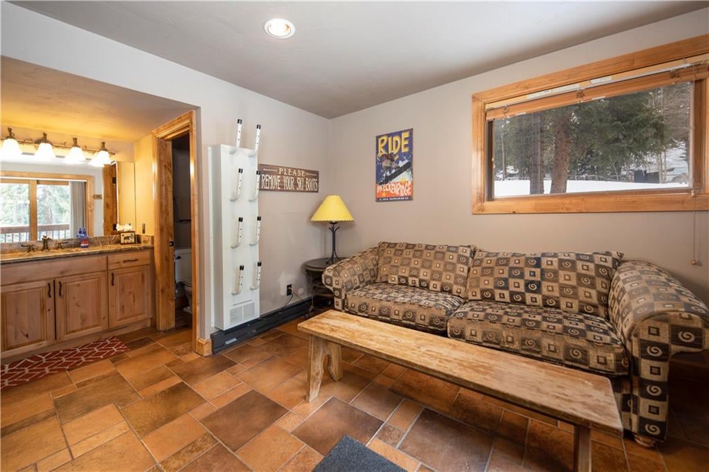 904 4 O Clock Rd, #3