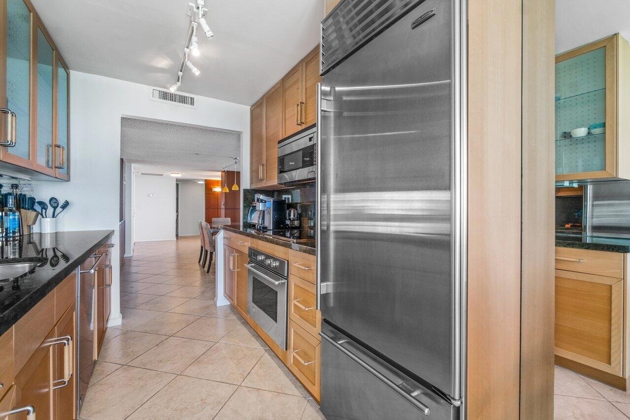 4200 N Ocean Dr Unit 1-1501 Floor 15