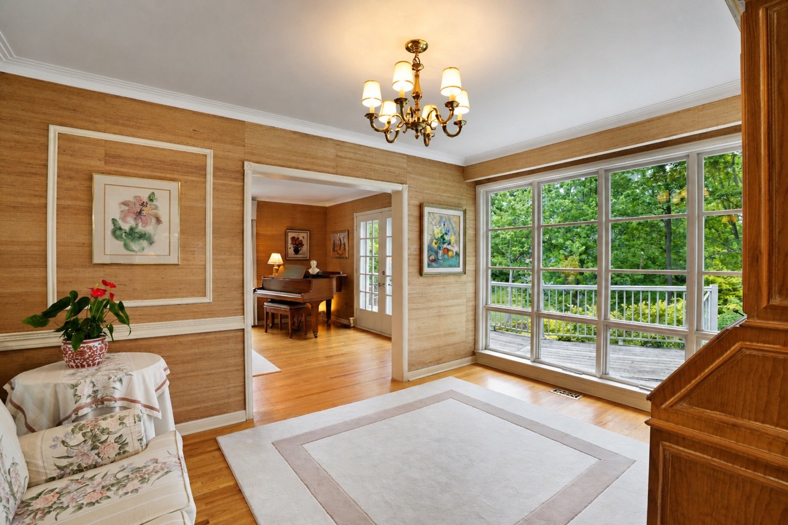 5052 Lakeshore Road, Burlington