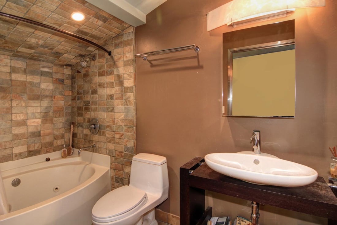 2020 H St. Loft Midtown Sacramento-Gorgeous Luxury Loft - Sold - Represented Buyer/seller