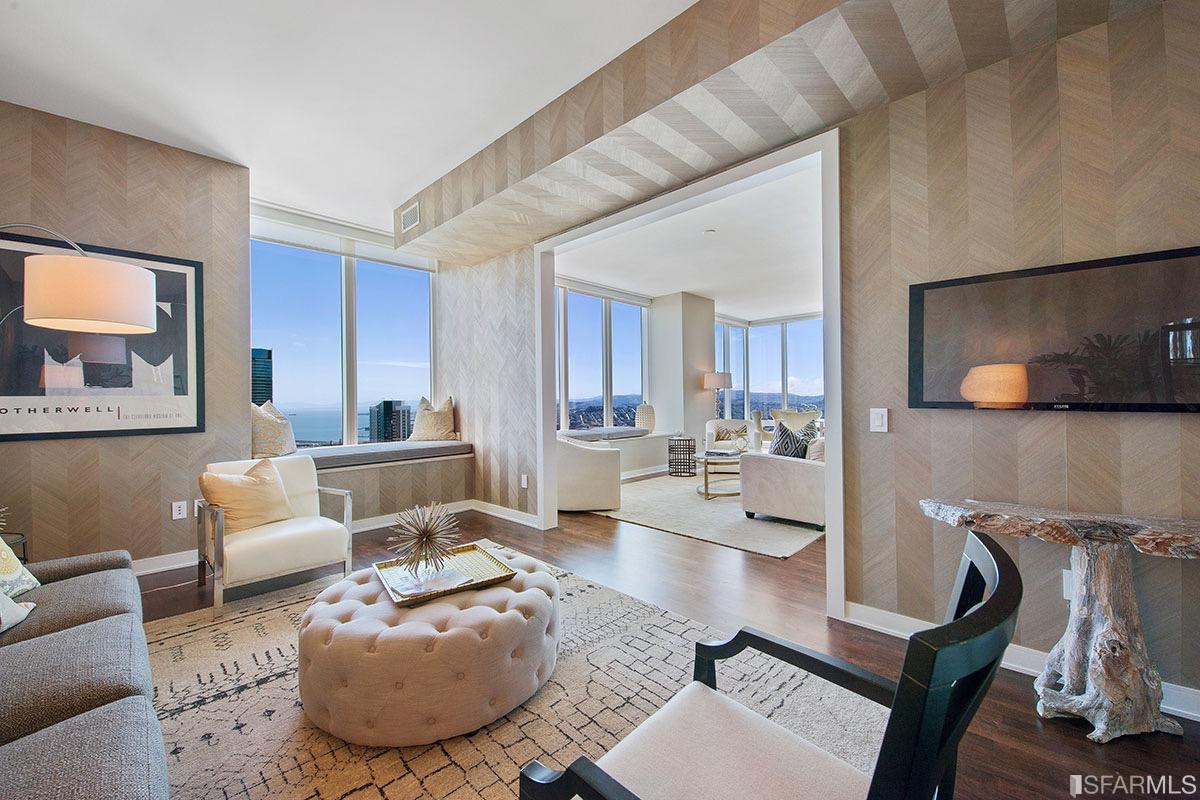 301 Mission St, #51D 