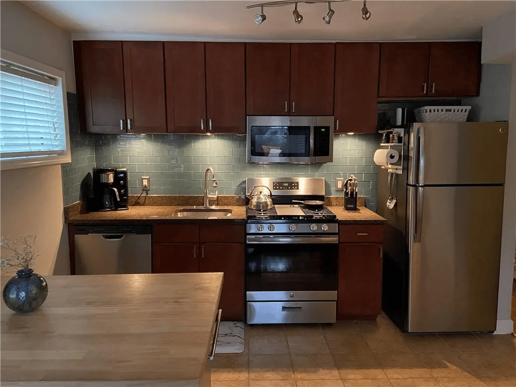 212 Berean Ave SE Apt 1