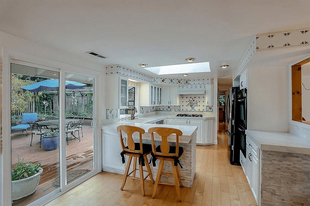 10 Upper Circle, Carmel Valley, CA 93924 - A Lovely Home in Robles Del Rio