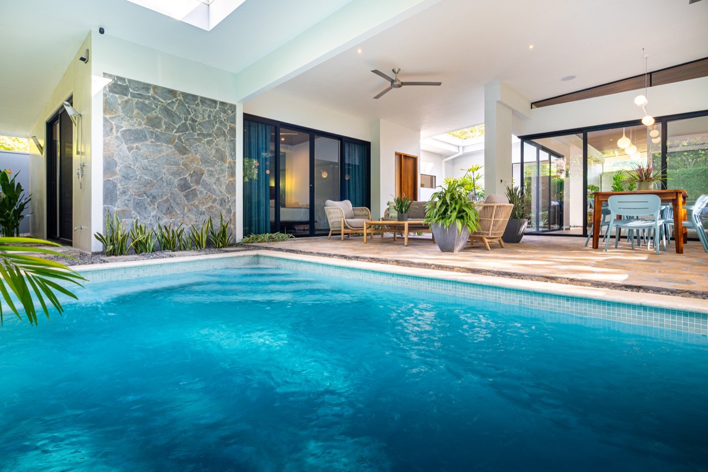 Stunning 3-Bedroom, 2.5-Bathroom Tropical Mid-Century Modern Home – Steps from the Beach