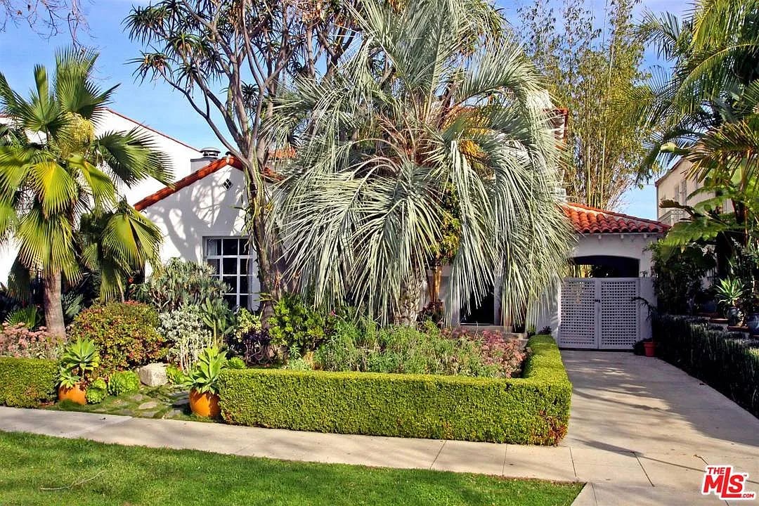 232 S Rodeo Dr
