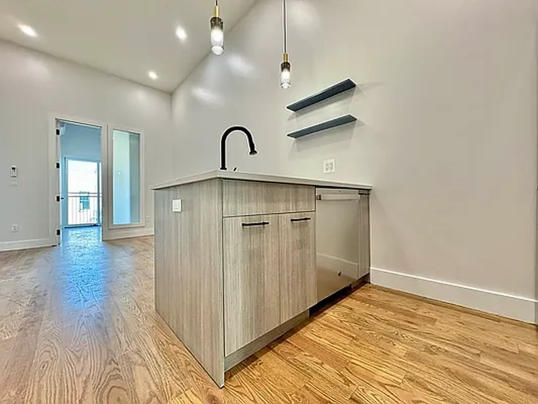 245 Himrod Street 2R