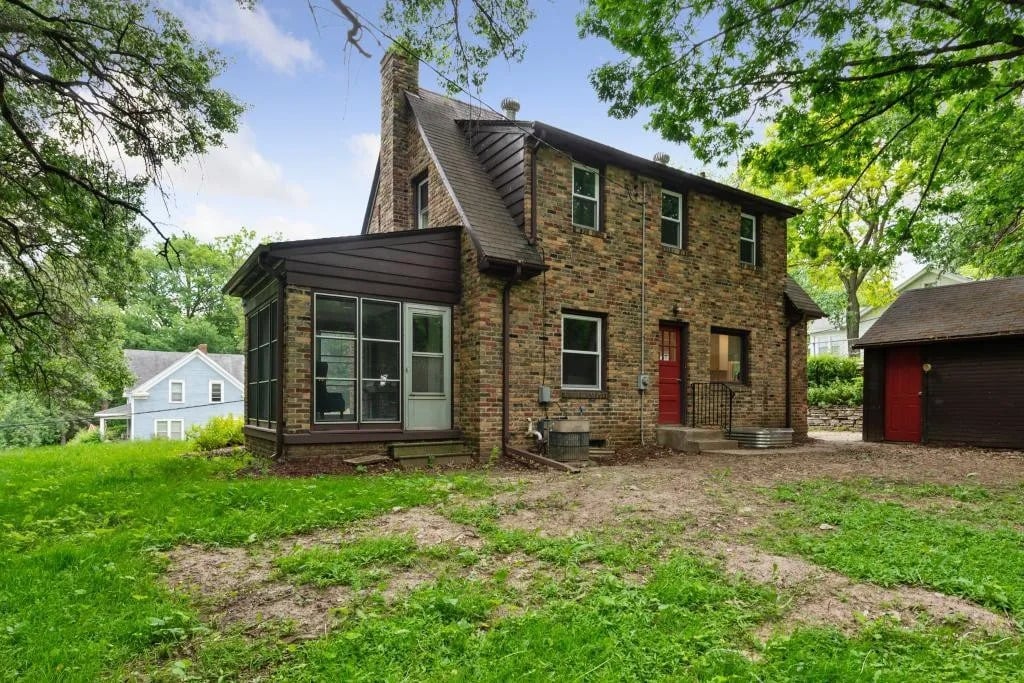 306 Bircher Ave