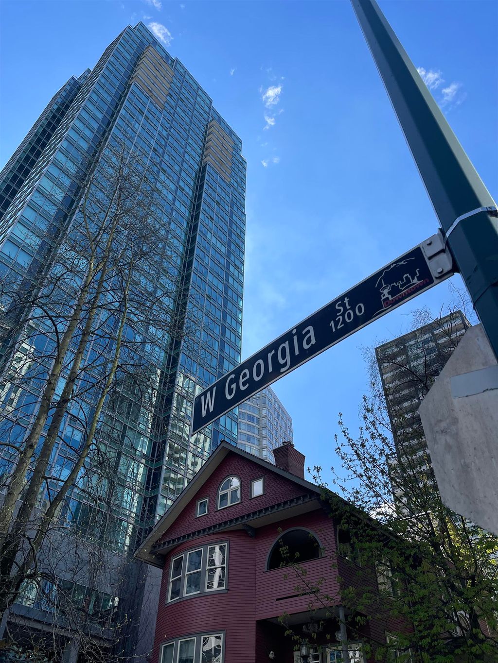 1288 W Georgia St, #2007
