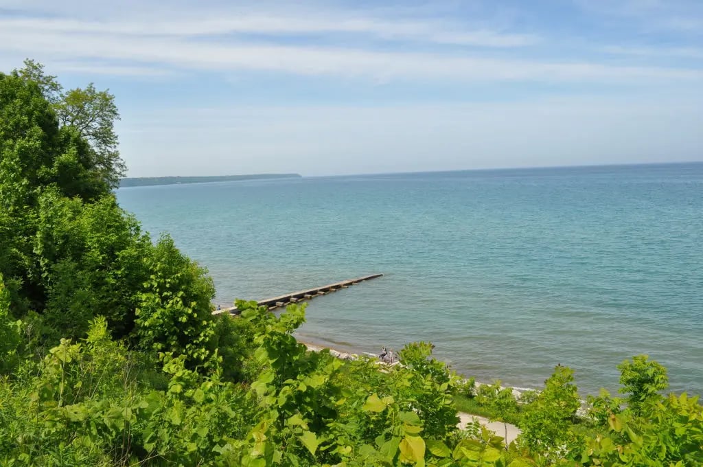 North Shore of Milwaukee, Whitefish Bay, Fox Point, Shorewood, Milw, Mequon, Kenosha, Oconomowoc, Lake Countryaukee, Mequon