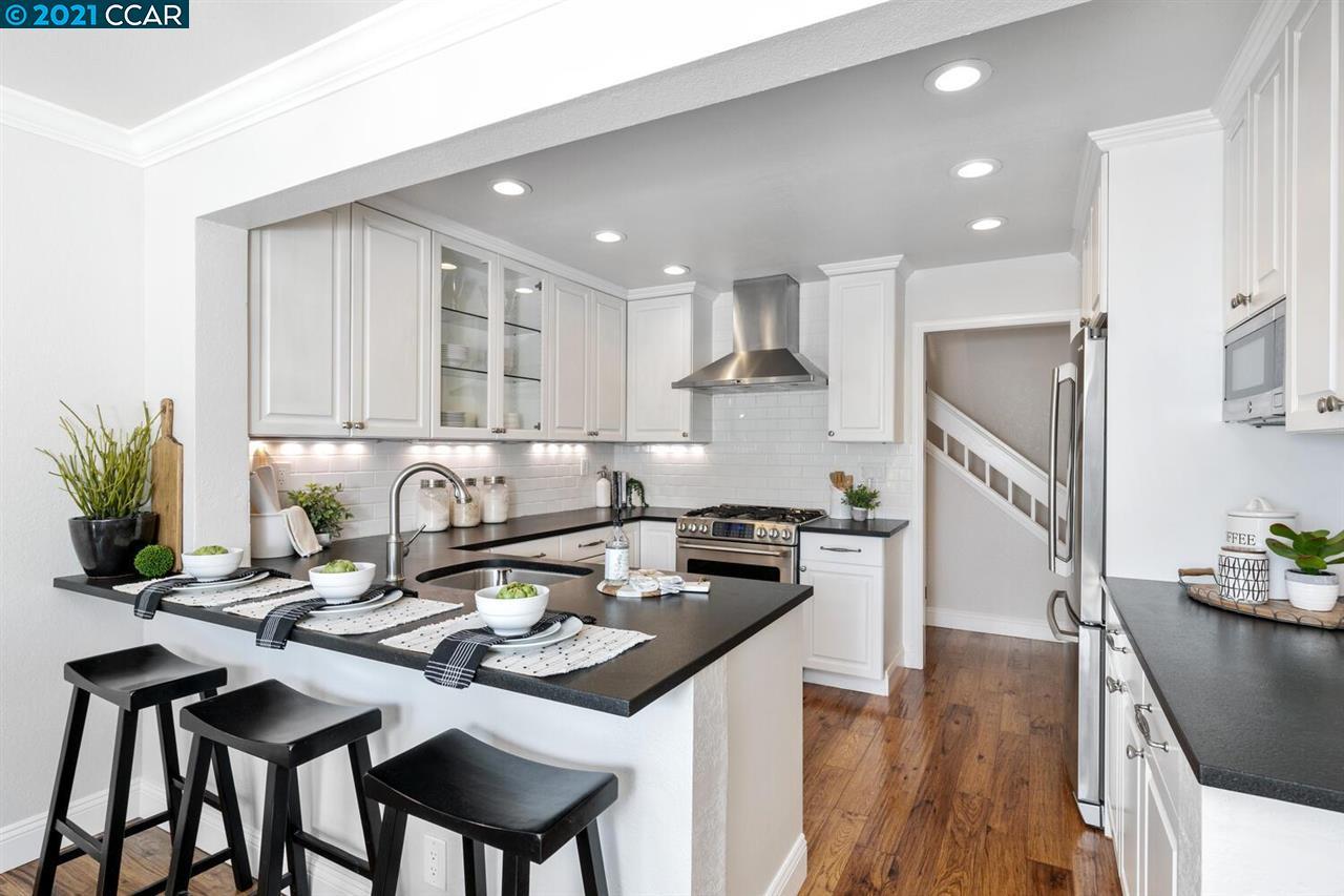1922 Beacon Ridge Ct