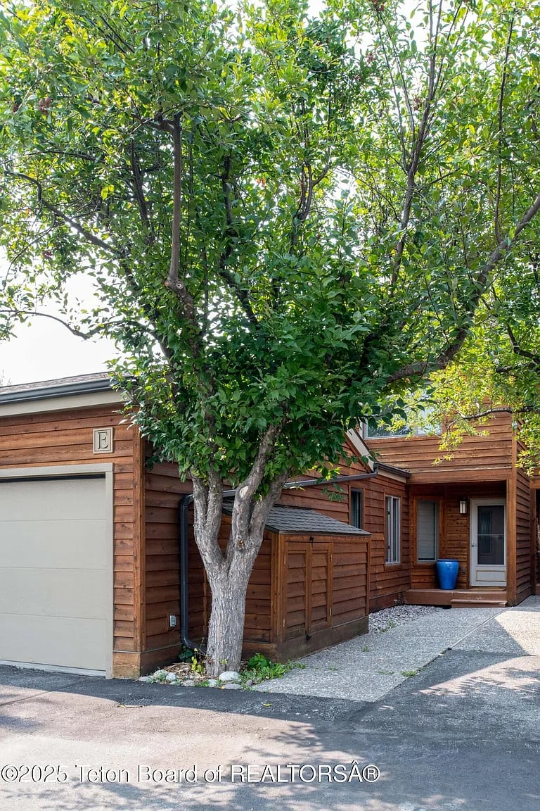 330 E Sagebrush Dr #12-5