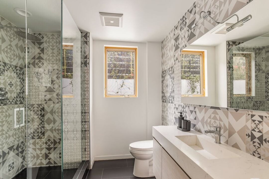 Aurelian Pavilion, W Sunset Blvd, 90049