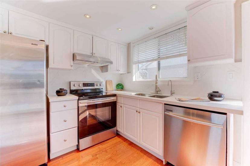 8 Sewell Dr