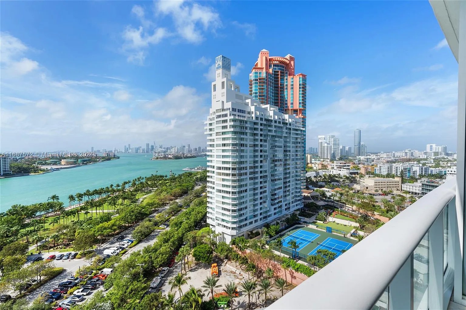 100 S Pointe Dr APT 1603