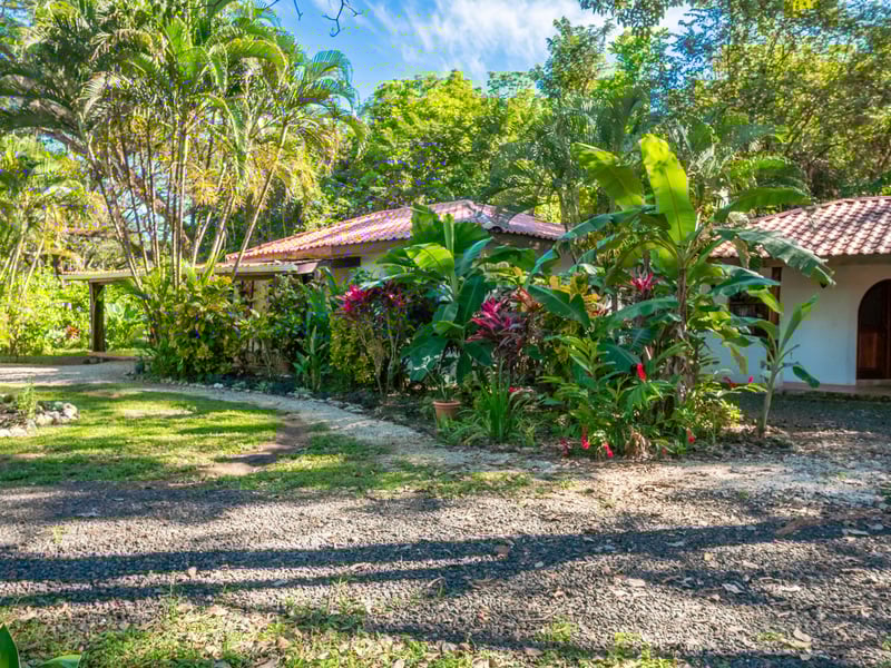 Finca Sabana | Charming Adobe-Style Home with Guest House and Pool on 2.6 Acres in Guanacaste’s Countryside