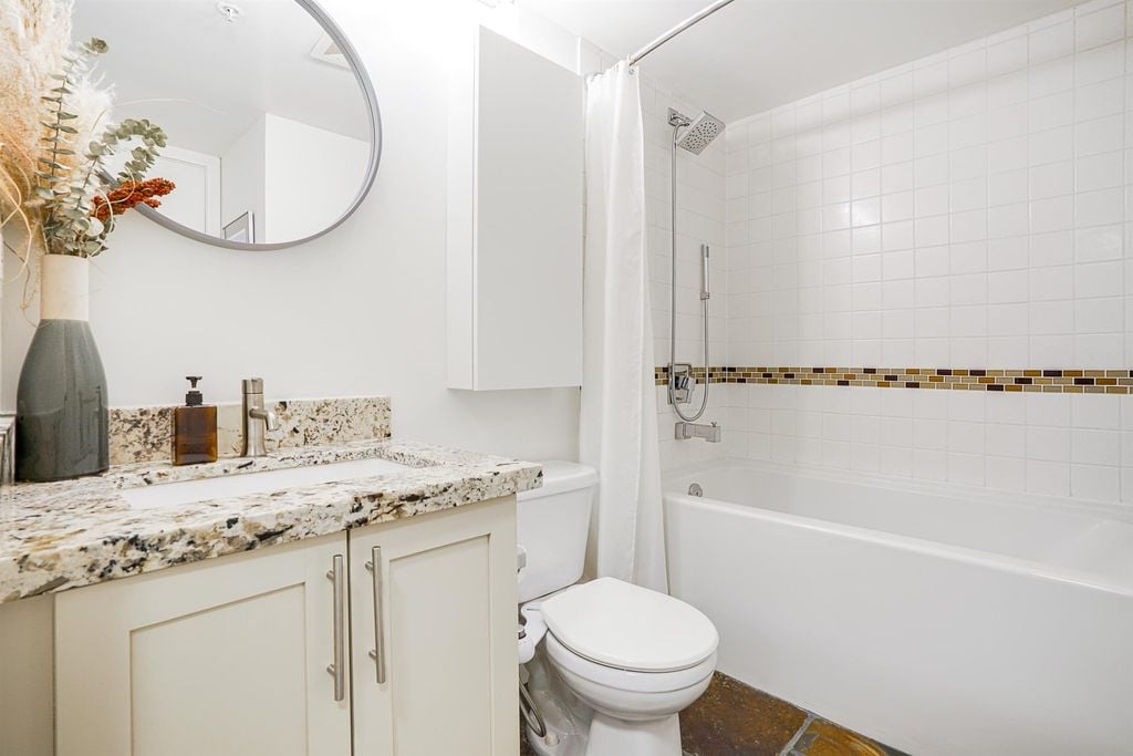 333 E 1st St, #112