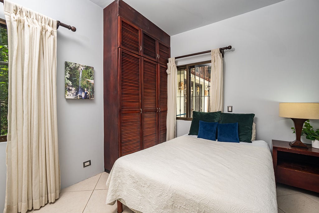 Casa Reye | Stunning 3-Bedroom Beach Home with Rooftop Ocean Views and Private Pool in Surfside, Playa Potrero