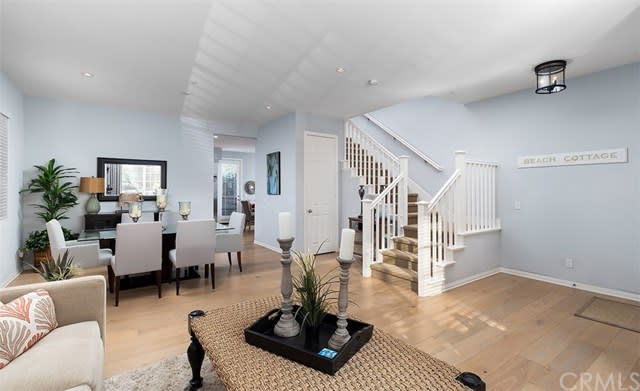 204 Susannah Place, Costa Mesa