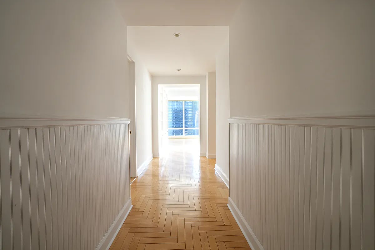 845 UNITED NATIONS Plaza 33D