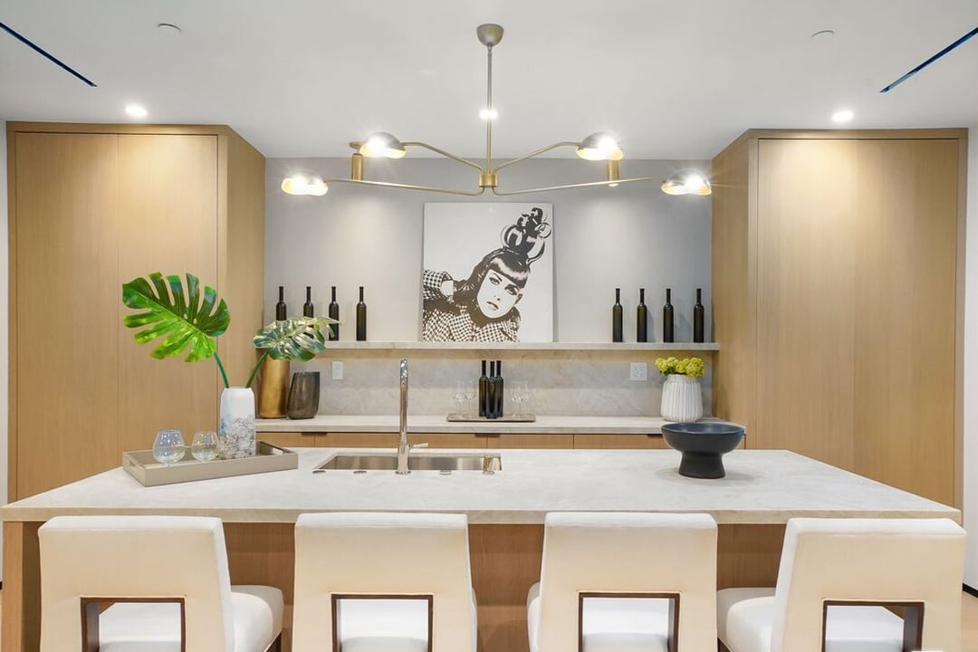 Windmere Crest, Dorrington Ave, 90048