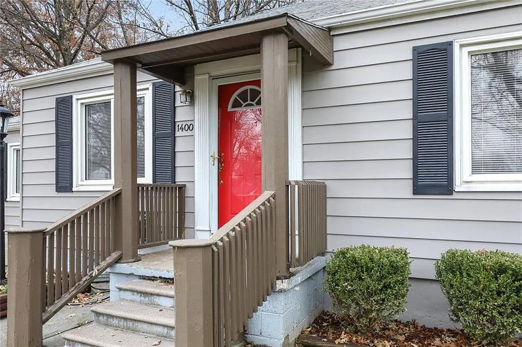 1400 NE 56th Ter