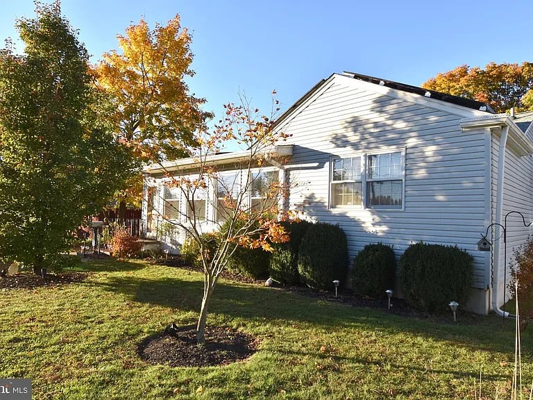 243 Orchard Ave