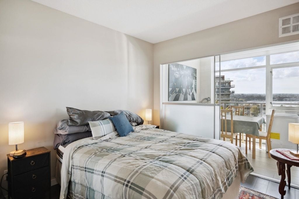 1708 Columbia St, #1407