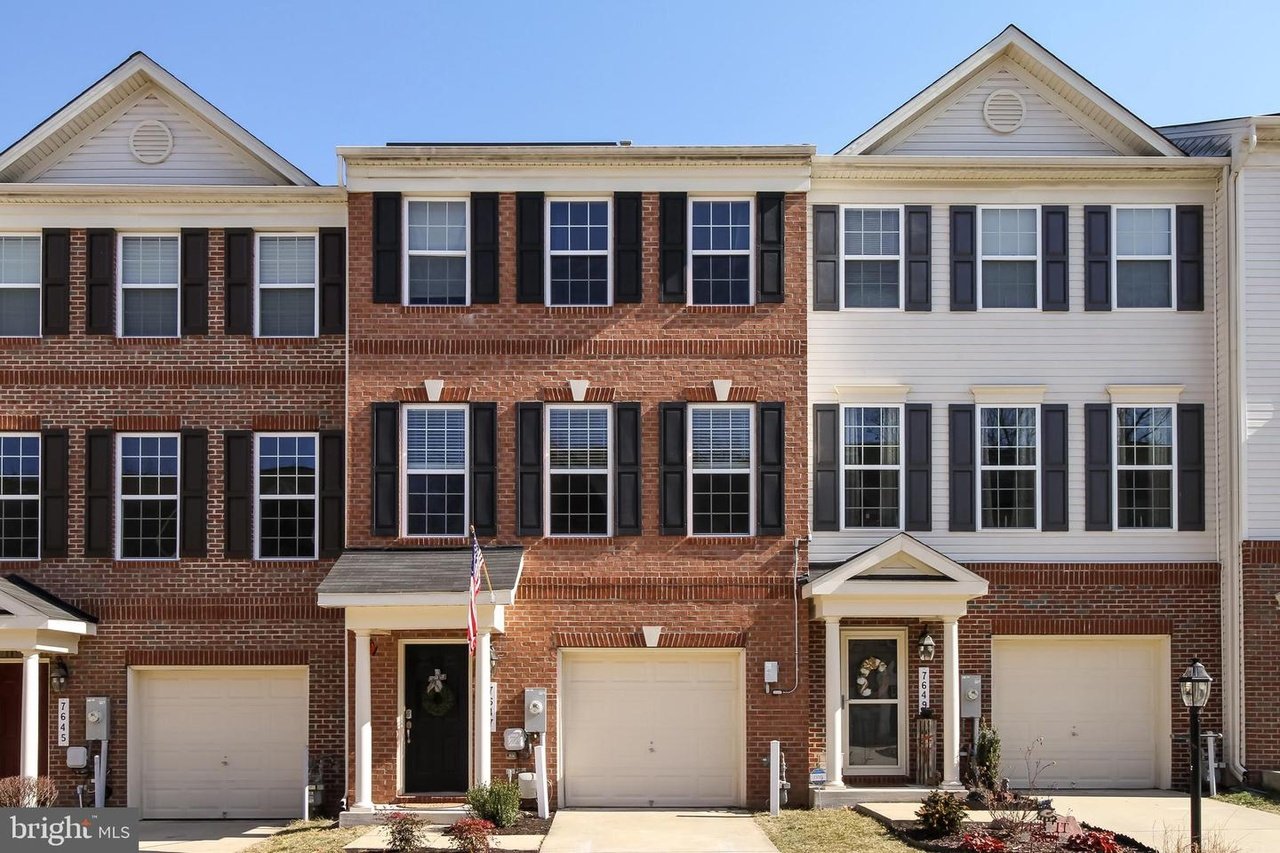 7647 Timbercross Ln