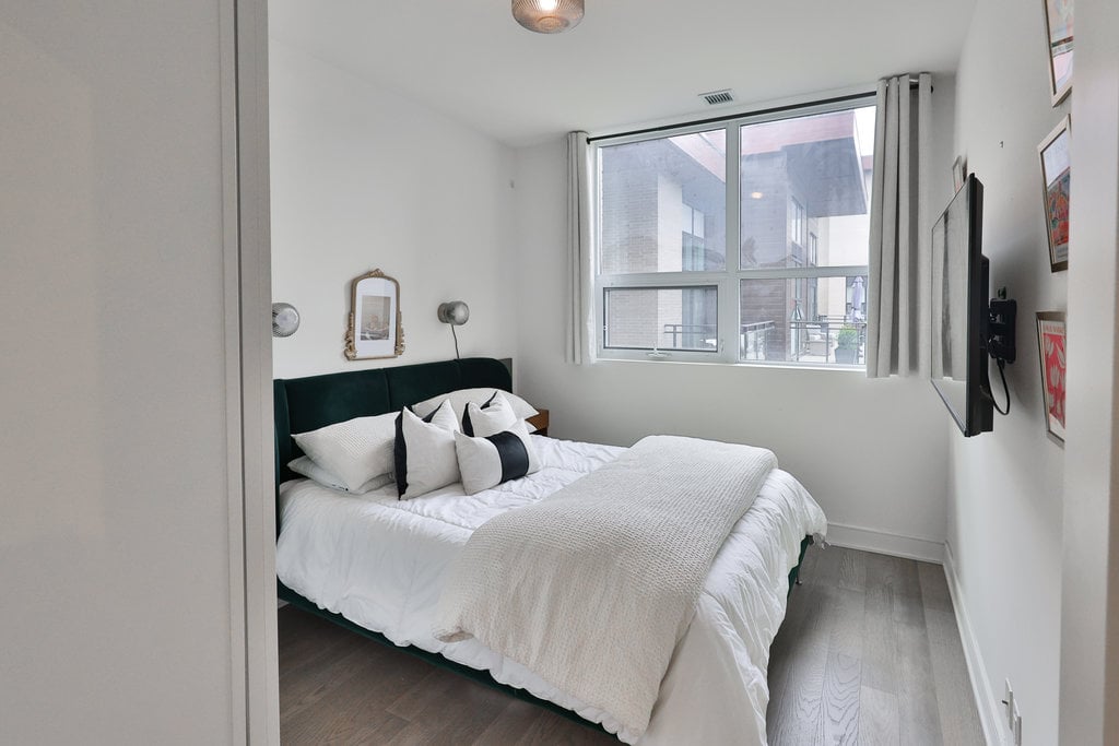 1575 Lakeshore Road #462