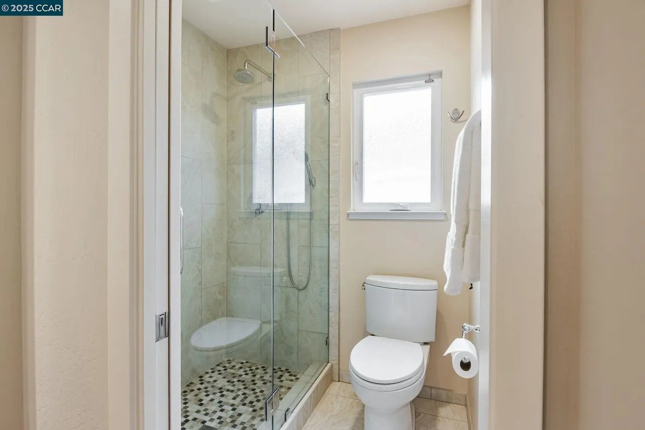 372 Birchwood Dr
