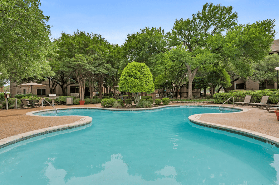 Up to 8 Weeks FREE! 2025 Community of the Year Finalist!