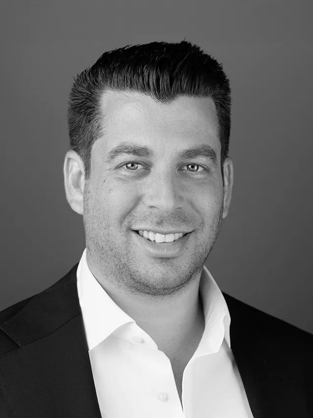 Jason Blue Miami Beach, FL Real Estate Agent Headshot