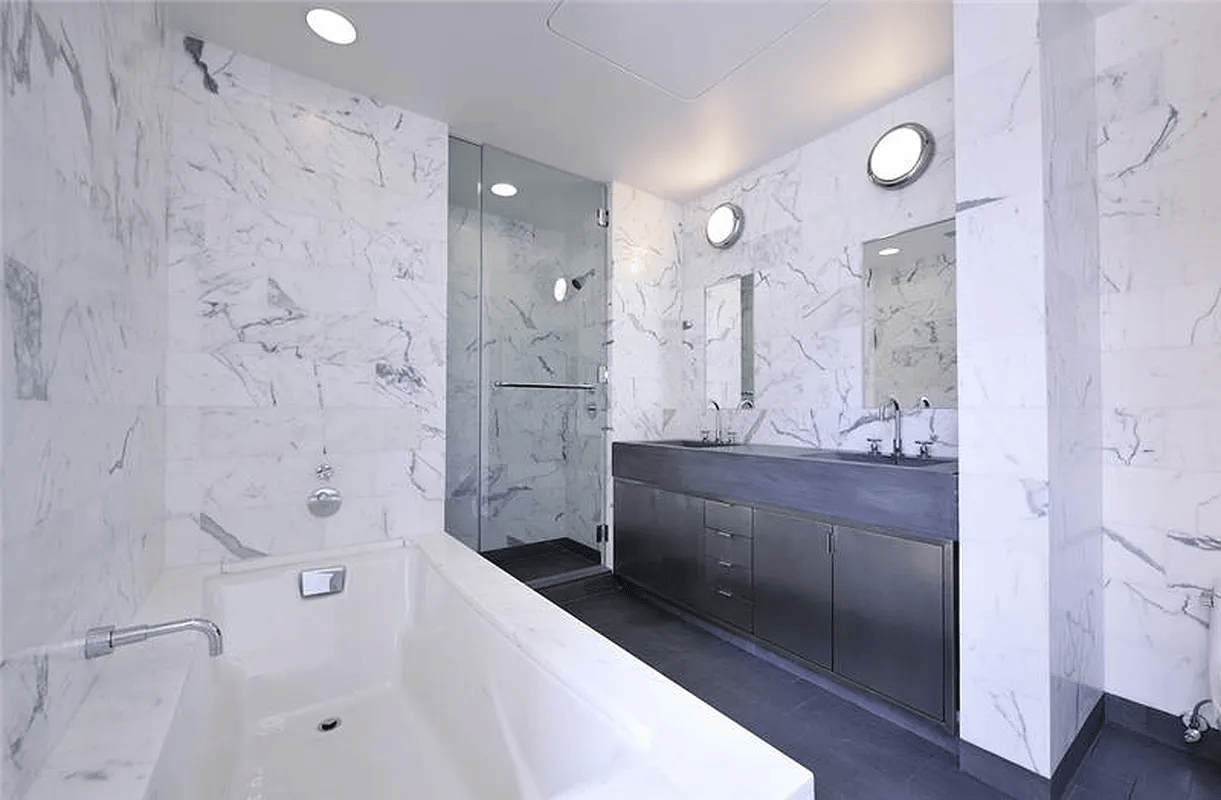 240 Park Avenue South #PH15A