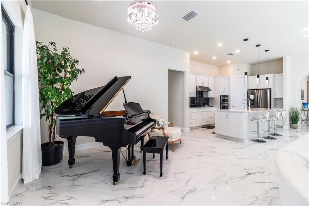 19724 Aqua View Ln