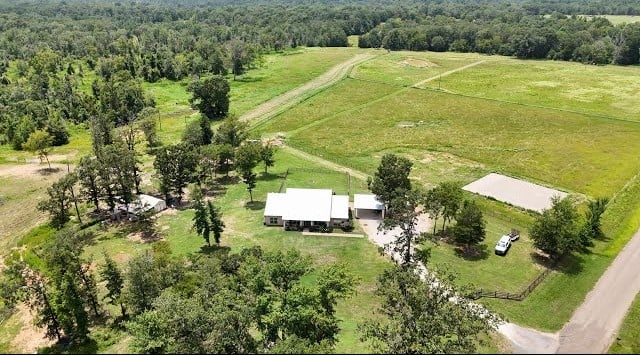 81 Acre Ranch & Custom Home in Elkhart Texas
