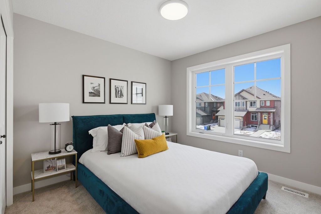 147 Belvedere Crescent SE