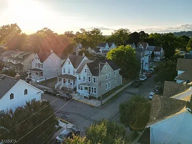 73 Colby Pl