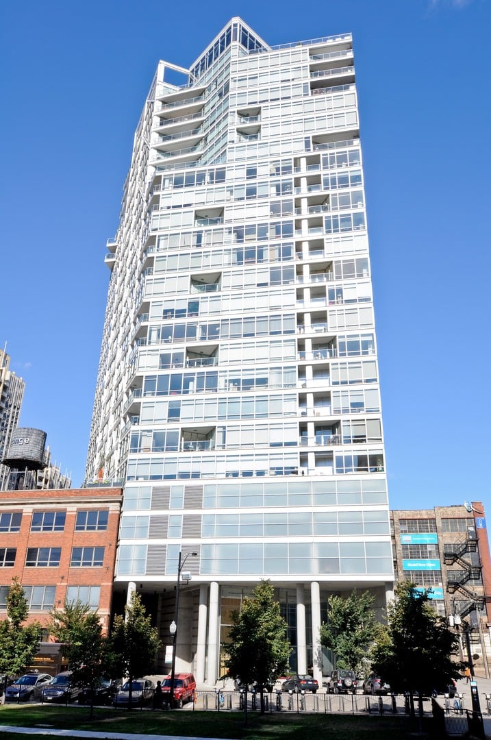 510 W Erie St Unit 604