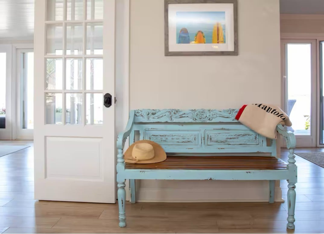 #1098 Beautiful Bayfront with Pool