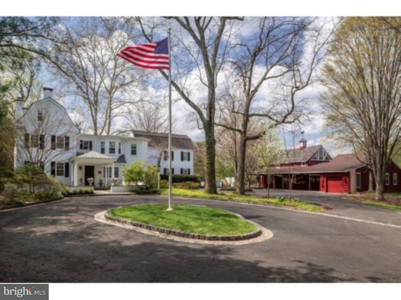 701 W Butler Pike
