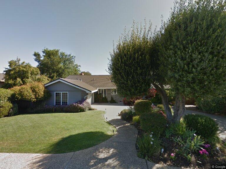 1237 Wooded Hills Dr