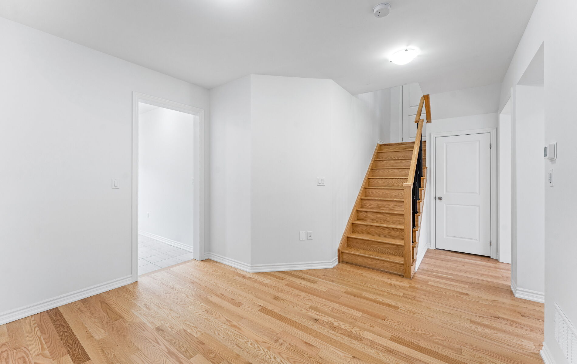 1206 Corby Way