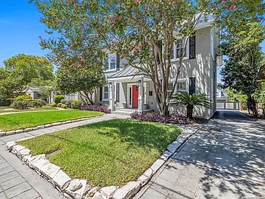 305 Corona Ave