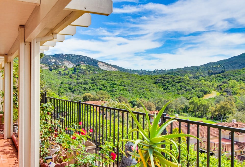 28782 Vista Valley Dr