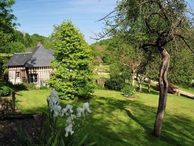 Deauville Country Home With Exceptional Garden